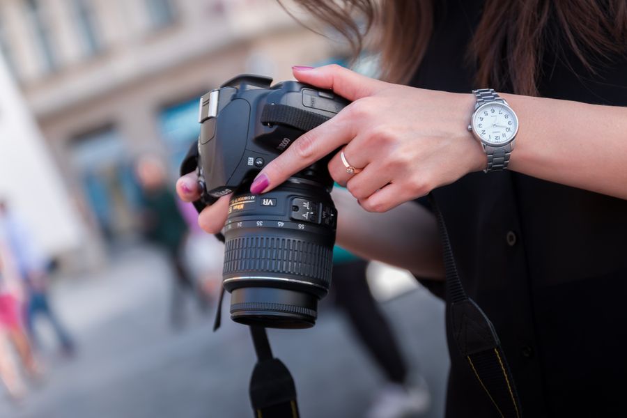 Lens